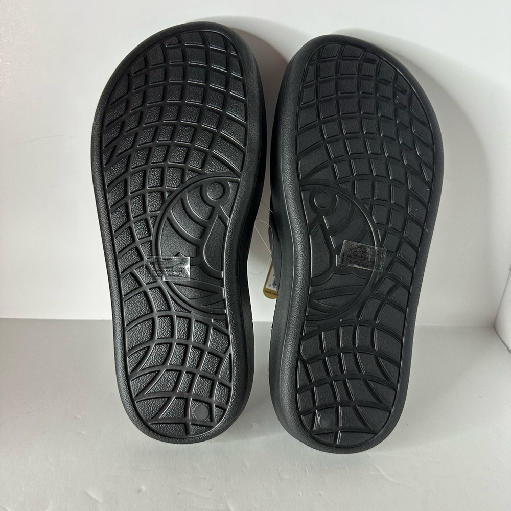 Freewaters Cloud 9 Ultra Men's Super Soft Sandals in Black - Picture 6 of 6